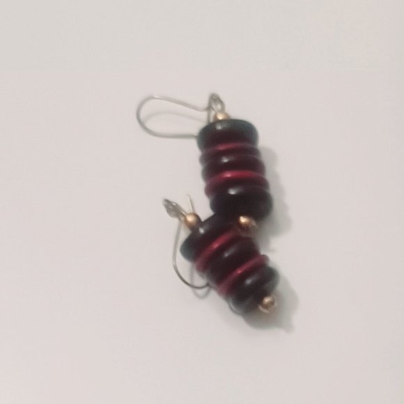 Vintage 1980s Geometric Magenta Brown Wooden Bead Necklace and Earring Set - Picture 3 of 3